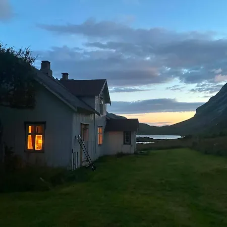 Beautiful House In Reinefjorden, Lofoten Moskenes